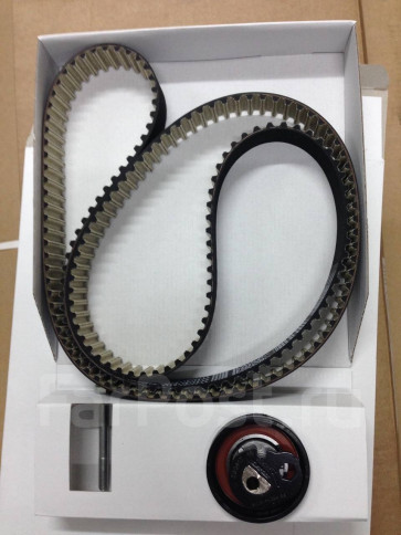 Prednji zupcasti set