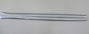 Zavrsne lajsne na krovu sive boje - Range Rover Evoque